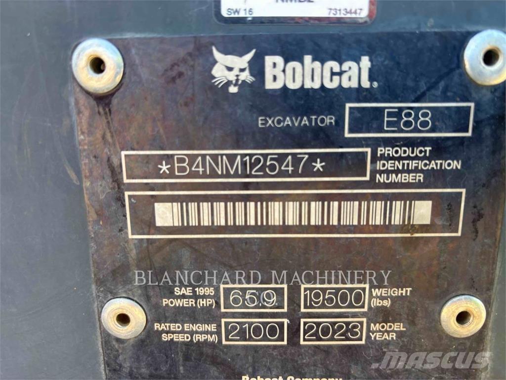 Bobcat E88 Bagri goseničarji
