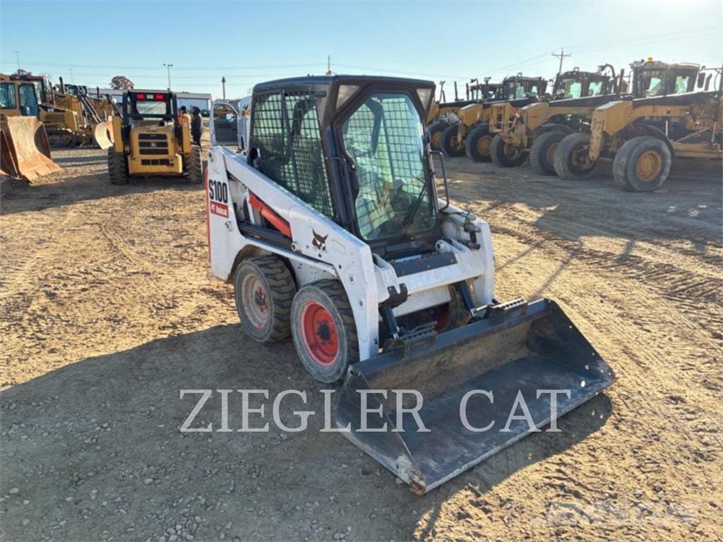 Bobcat S100 Skid steer mini nakladalci