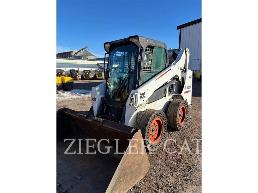 Bobcat S530 Skid steer mini nakladalci