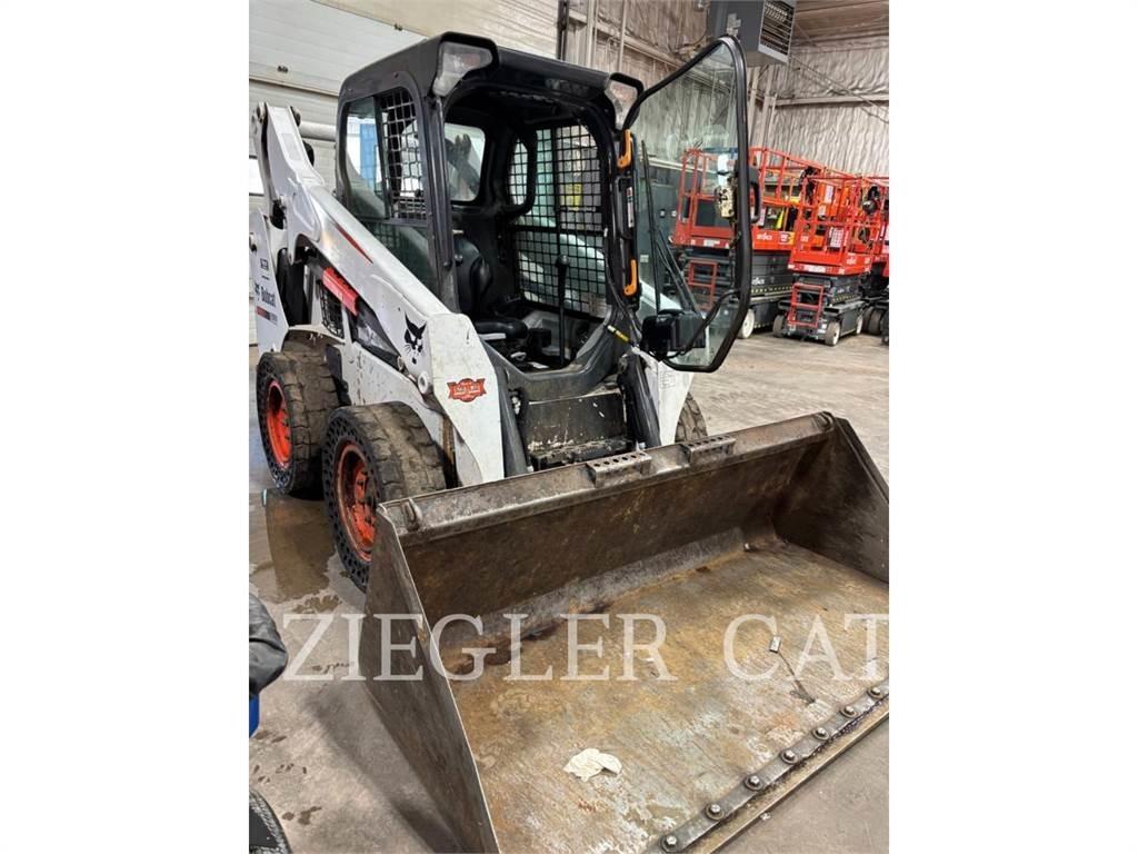 Bobcat S530 Skid steer mini nakladalci