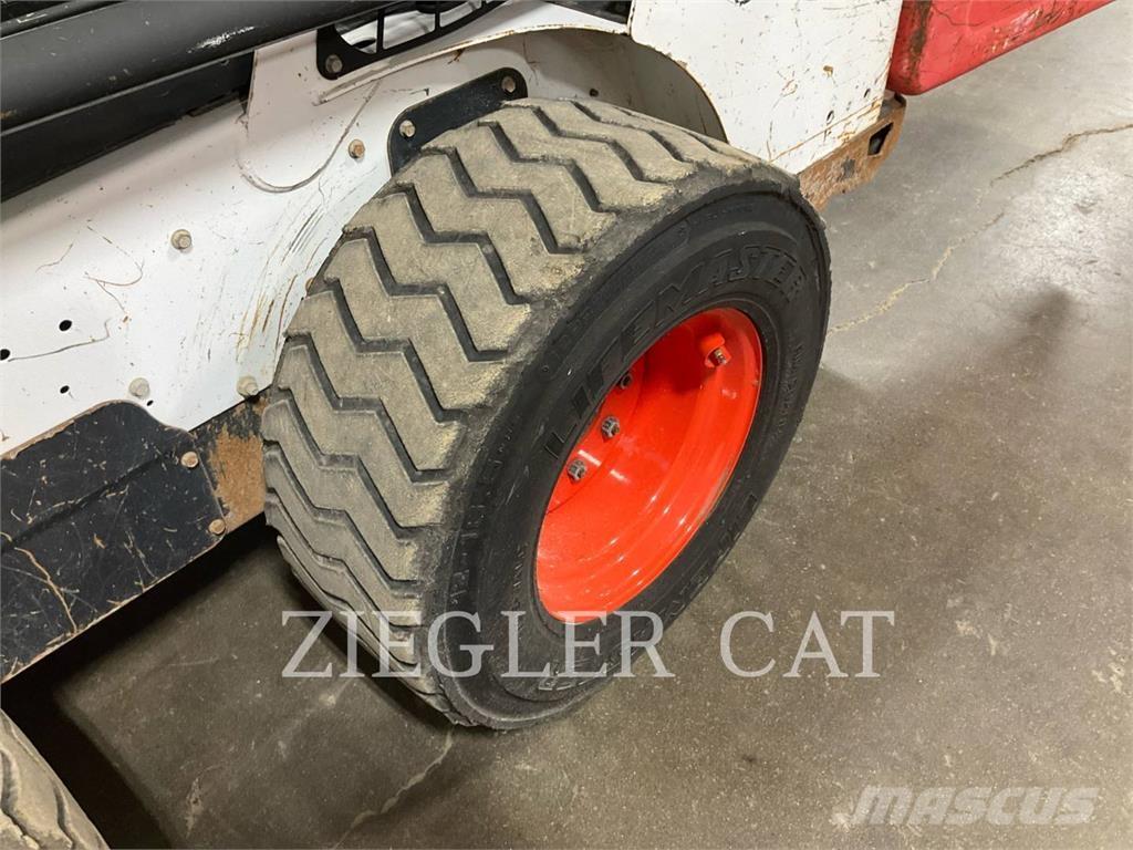 Bobcat S550_US Skid steer mini nakladalci