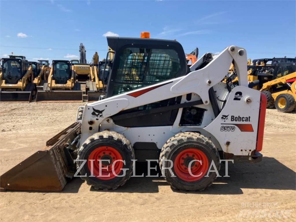 Bobcat S570 Skid steer mini nakladalci