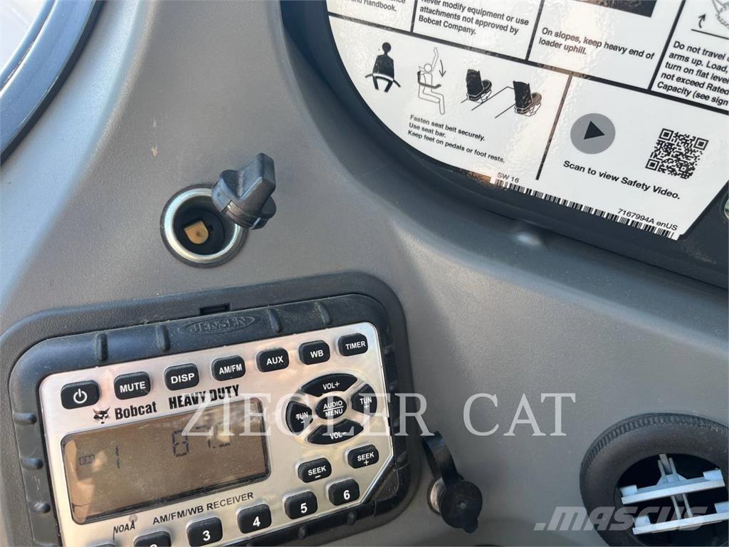 Bobcat S595 Skid steer mini nakladalci
