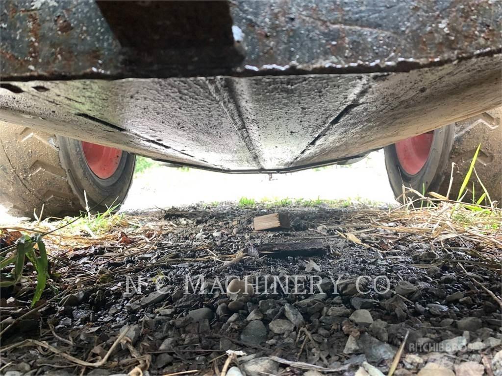 Bobcat S650 Skid steer mini nakladalci