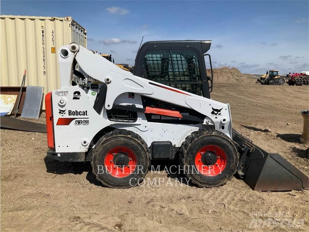 Bobcat S740 Skid steer mini nakladalci