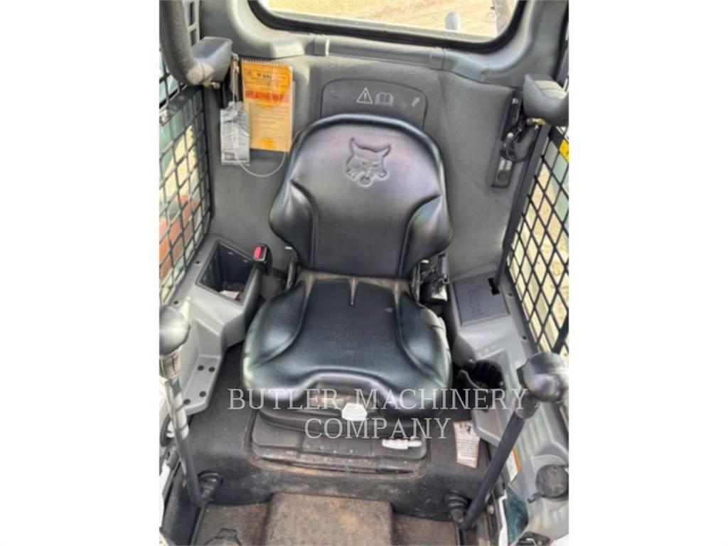 Bobcat S740 Skid steer mini nakladalci
