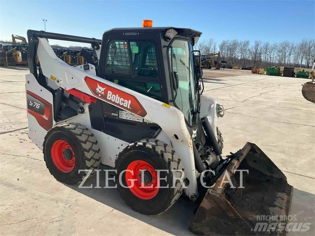 Bobcat S76 Skid steer mini nakladalci