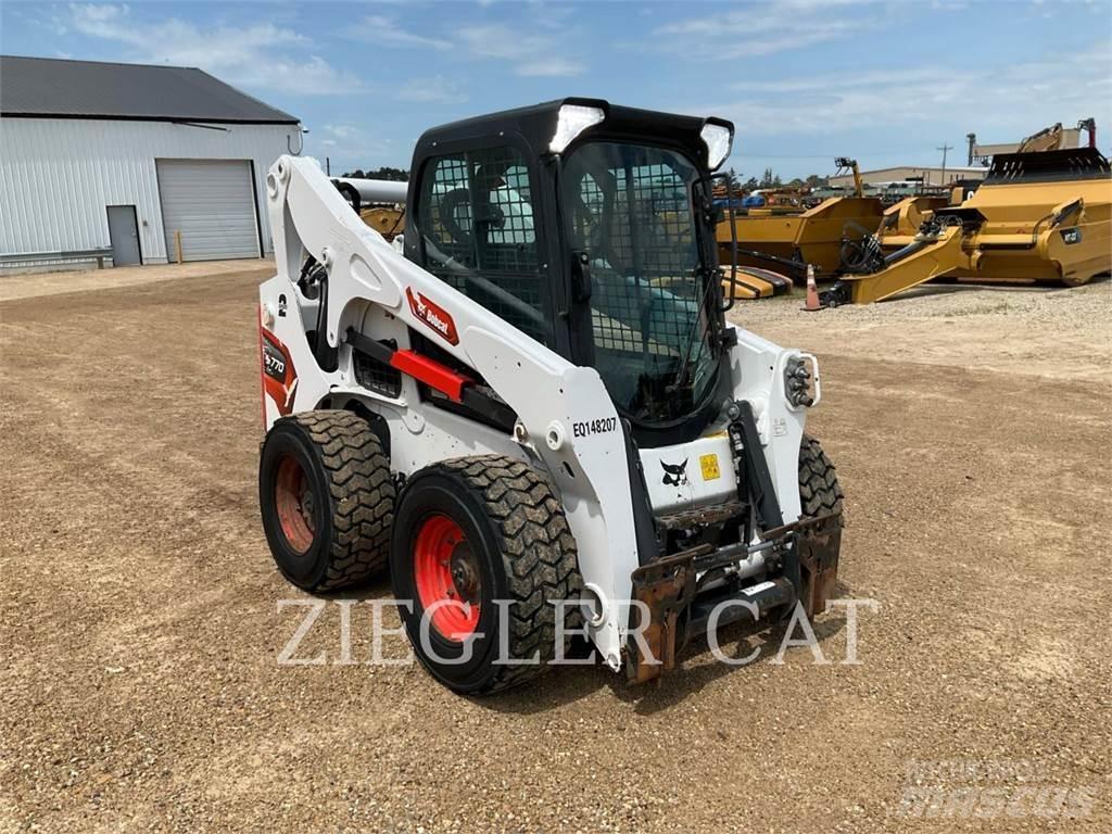 Bobcat S770 Skid steer mini nakladalci