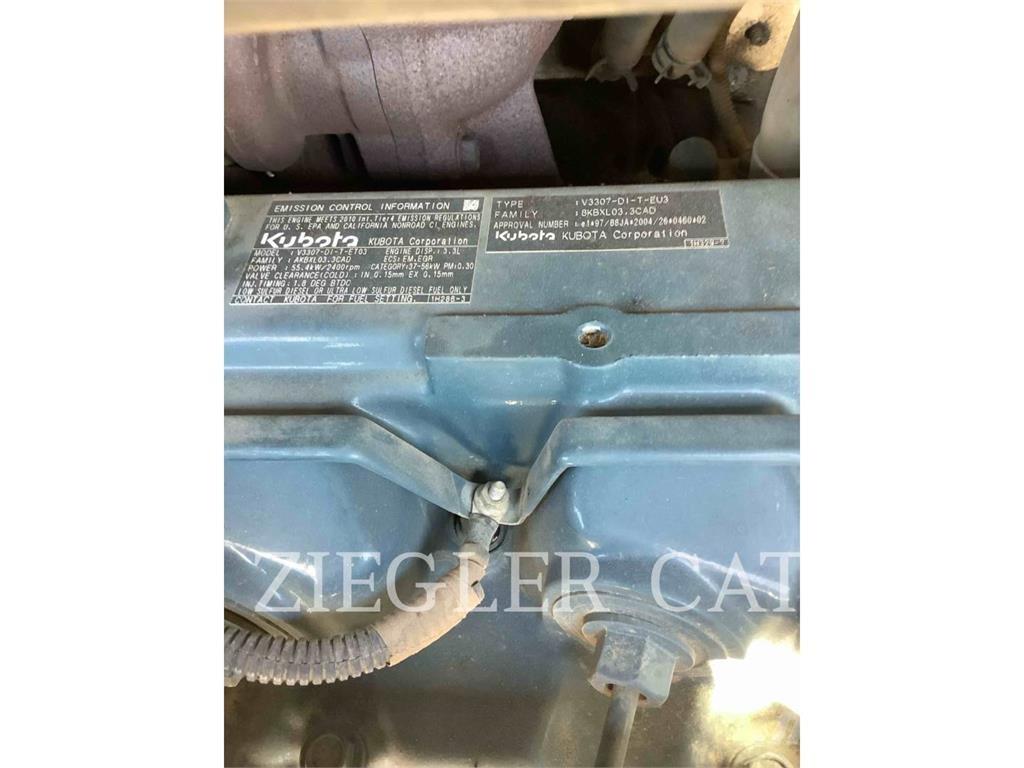 Bobcat T630 Nakladalci goseničarji