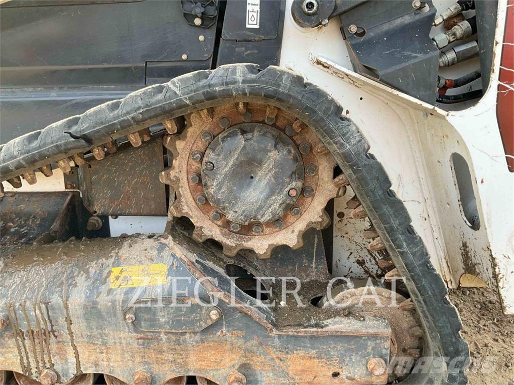 Bobcat T66 Nakladalci goseničarji