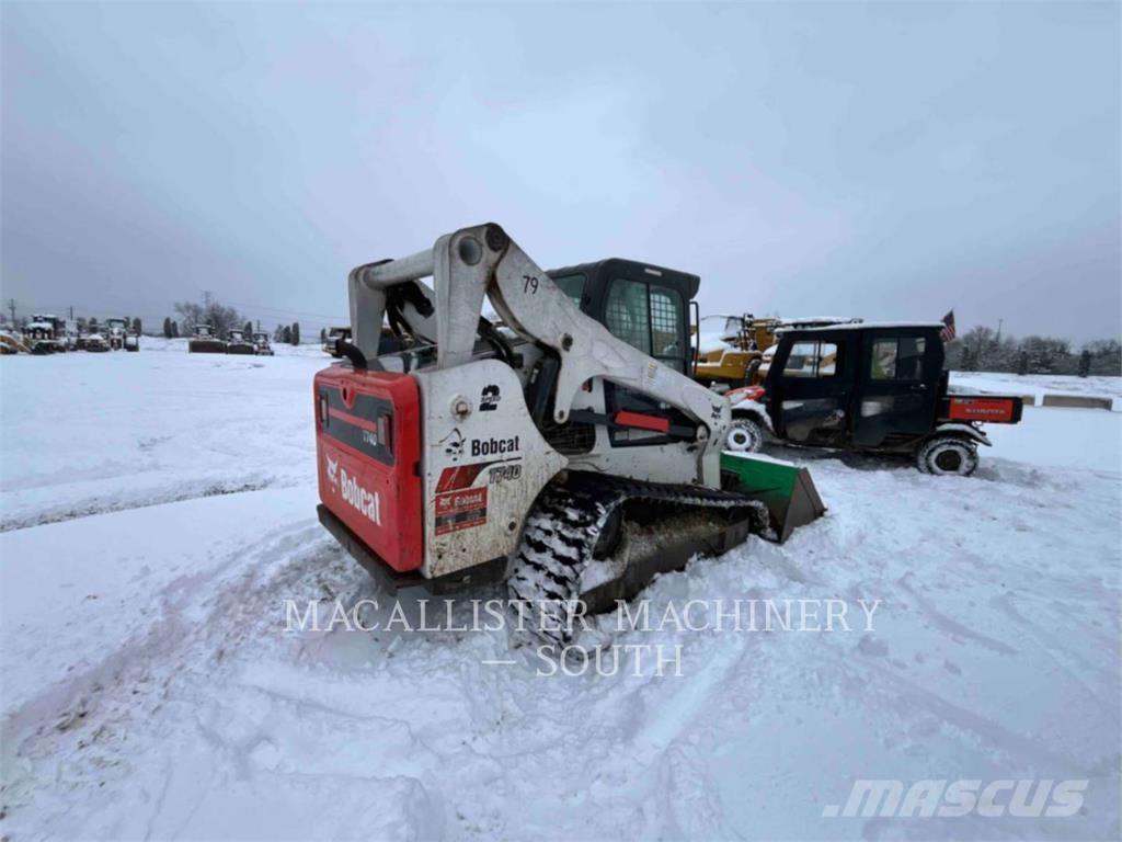 Bobcat T740 Nakladalci goseničarji