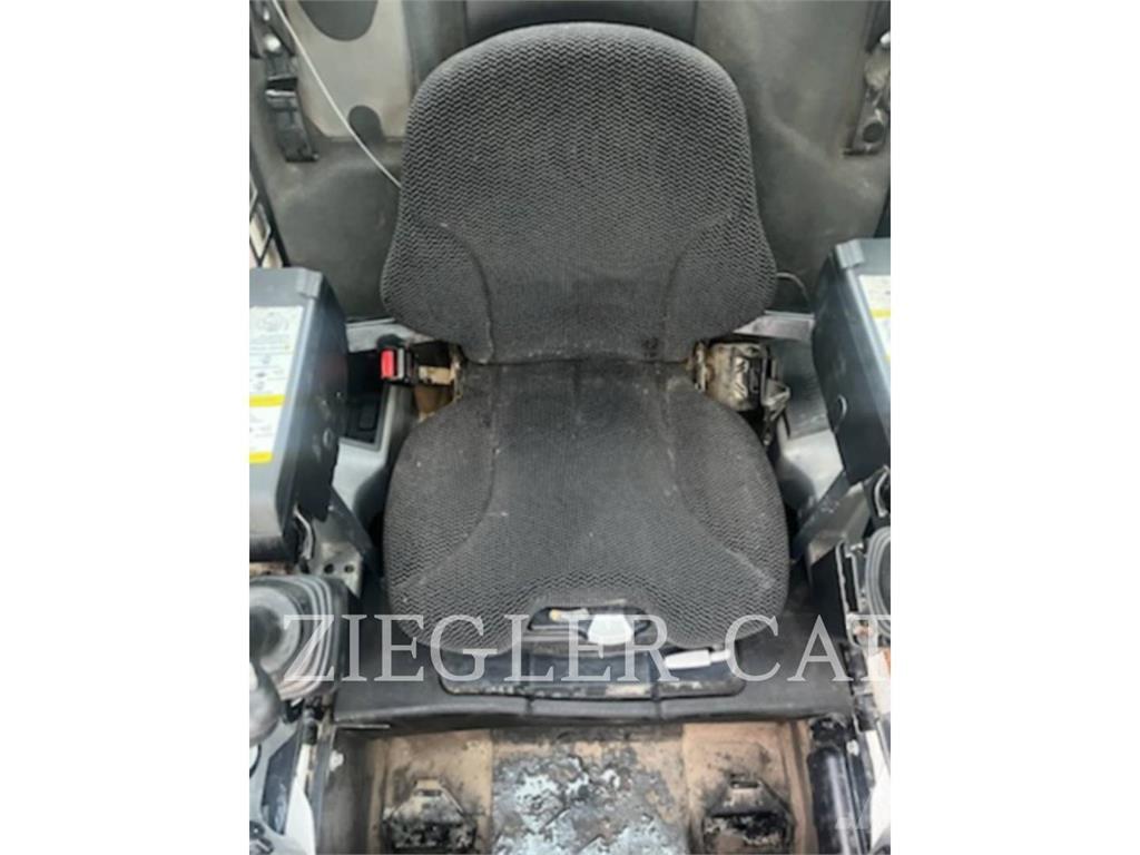 Bobcat T770 Nakladalci goseničarji