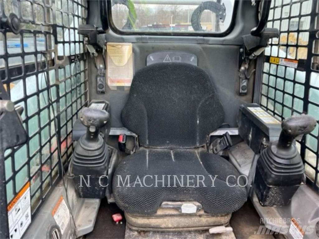 Bobcat T870 Skid steer mini nakladalci