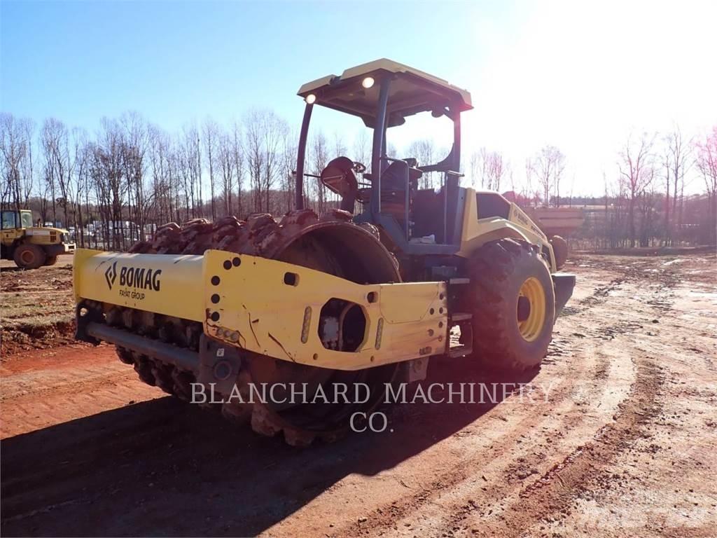 Bomag BW211PHD-5 Kompaktorji tal