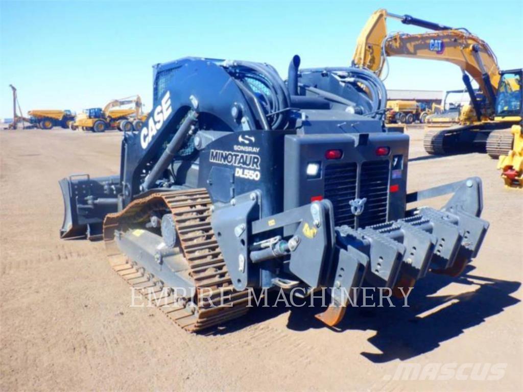 CASE DL550 Skid steer mini nakladalci