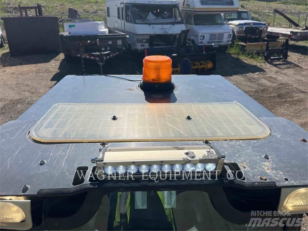 CASE SR210 Skid steer mini nakladalci