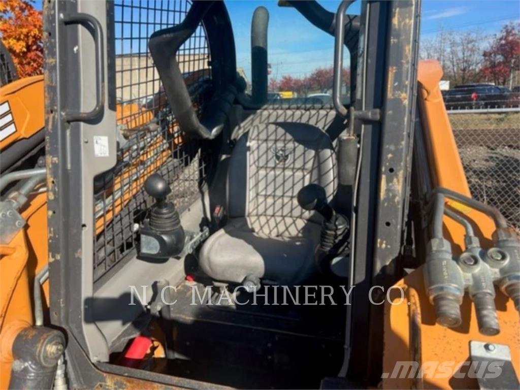 CASE SV340 Skid steer mini nakladalci