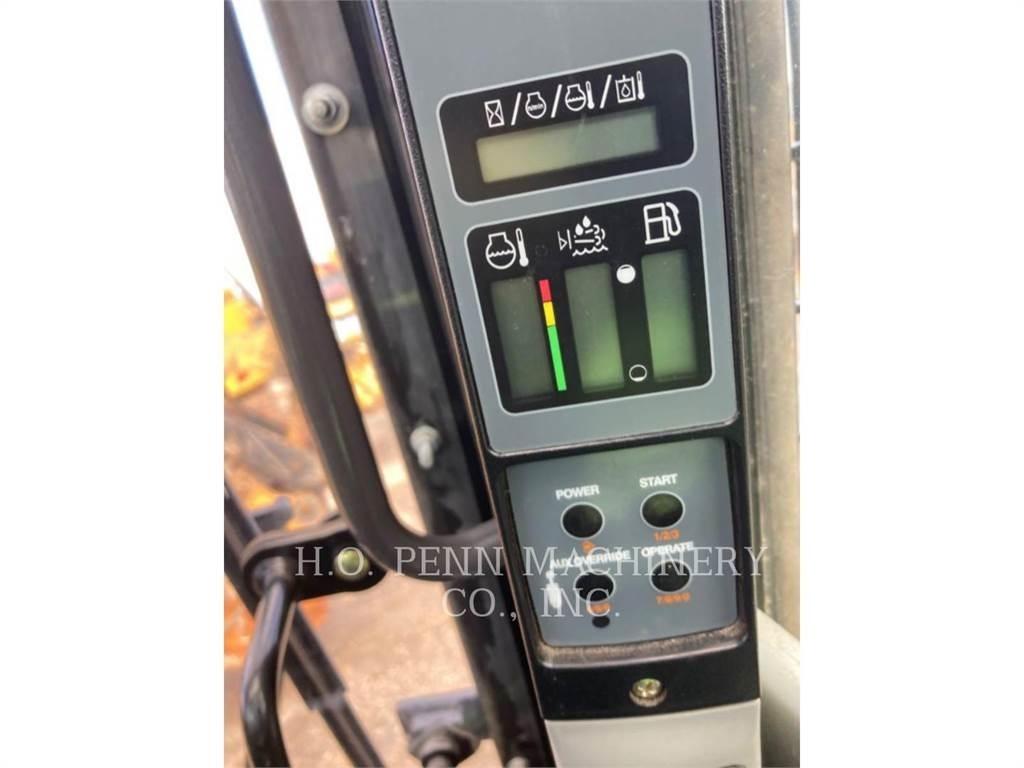CASE TR340 Nakladalci goseničarji