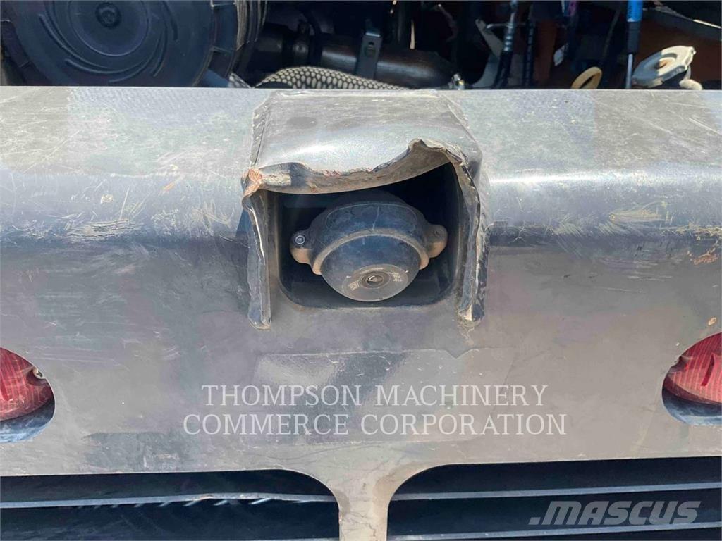 CASE TV620B Skid steer mini nakladalci