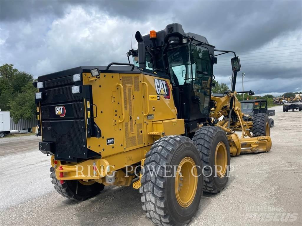 CAT 120 AWD CS Grederji