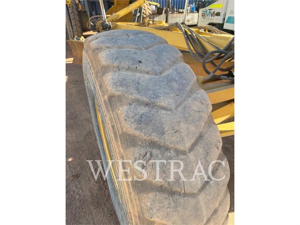 CAT 12M Grederji