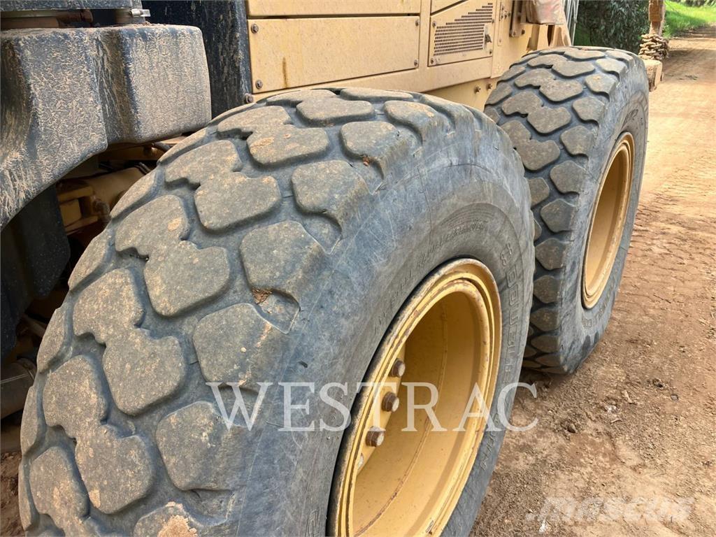CAT 12M Grederji