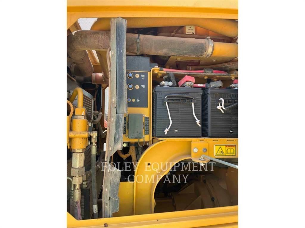 CAT 12M2 Grederji