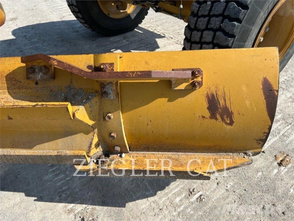 CAT 12M2 Grederji