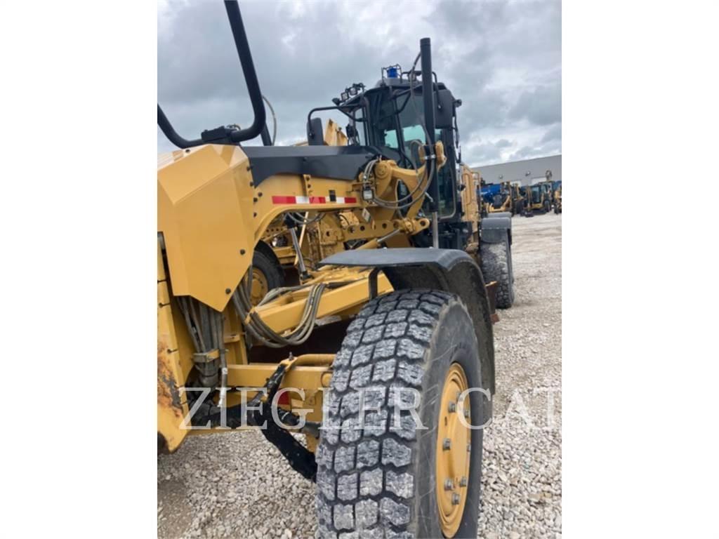 CAT 12M2AWD Grederji