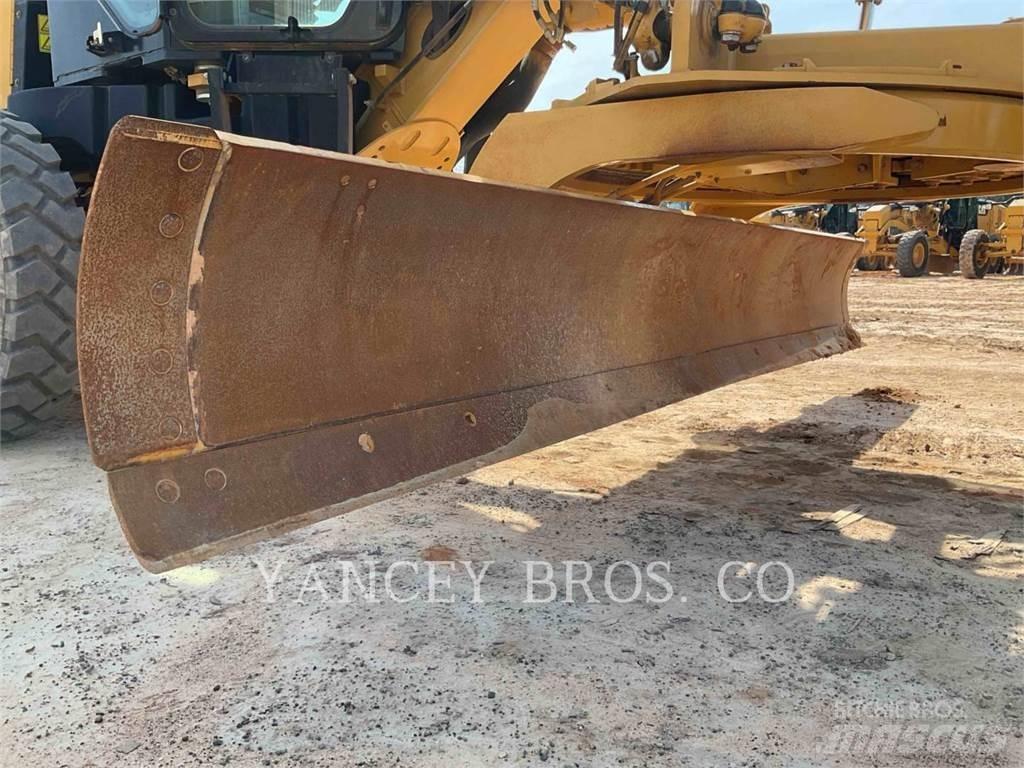 CAT 12M3 Grederji