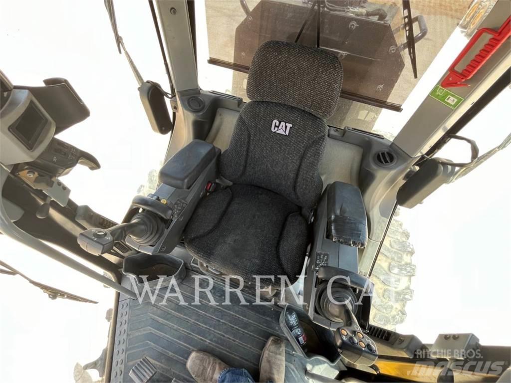 CAT 12M3 AWD Grederji