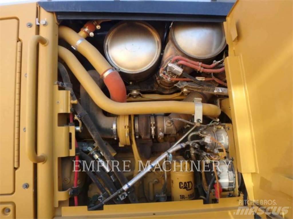 CAT 12M3 AWD Grederji