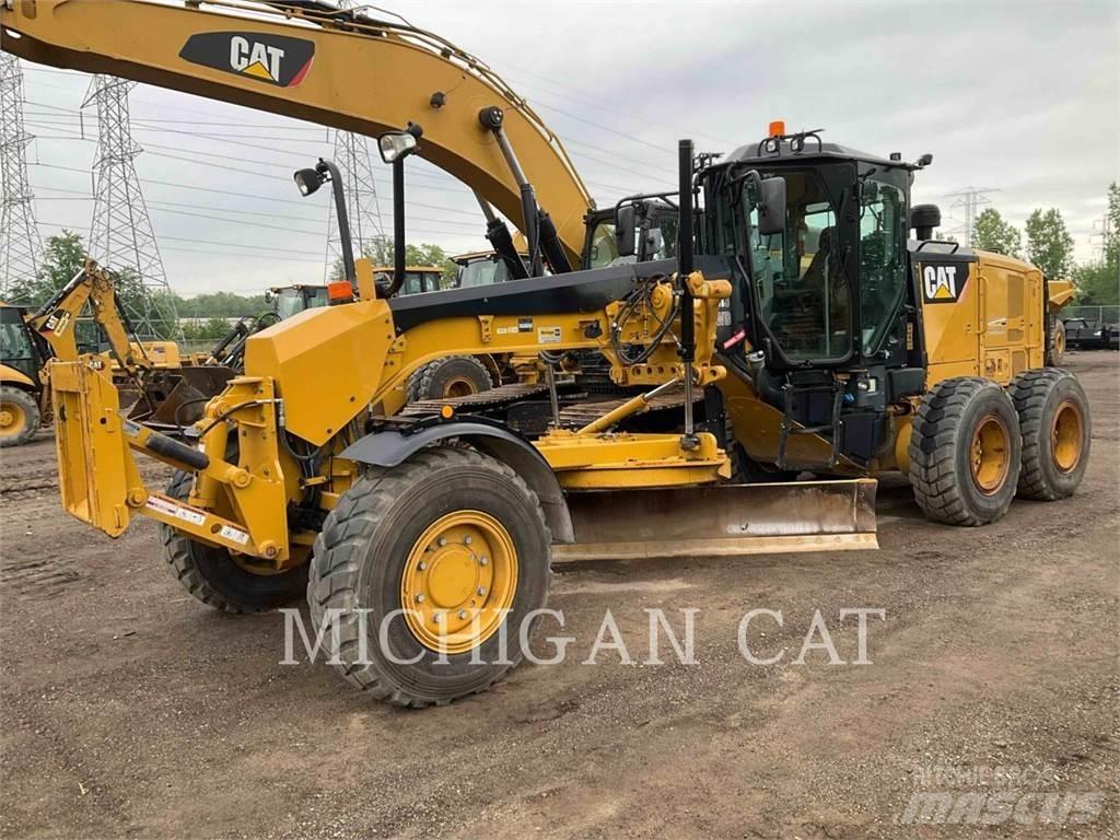 CAT 12M3 AWD Grederji