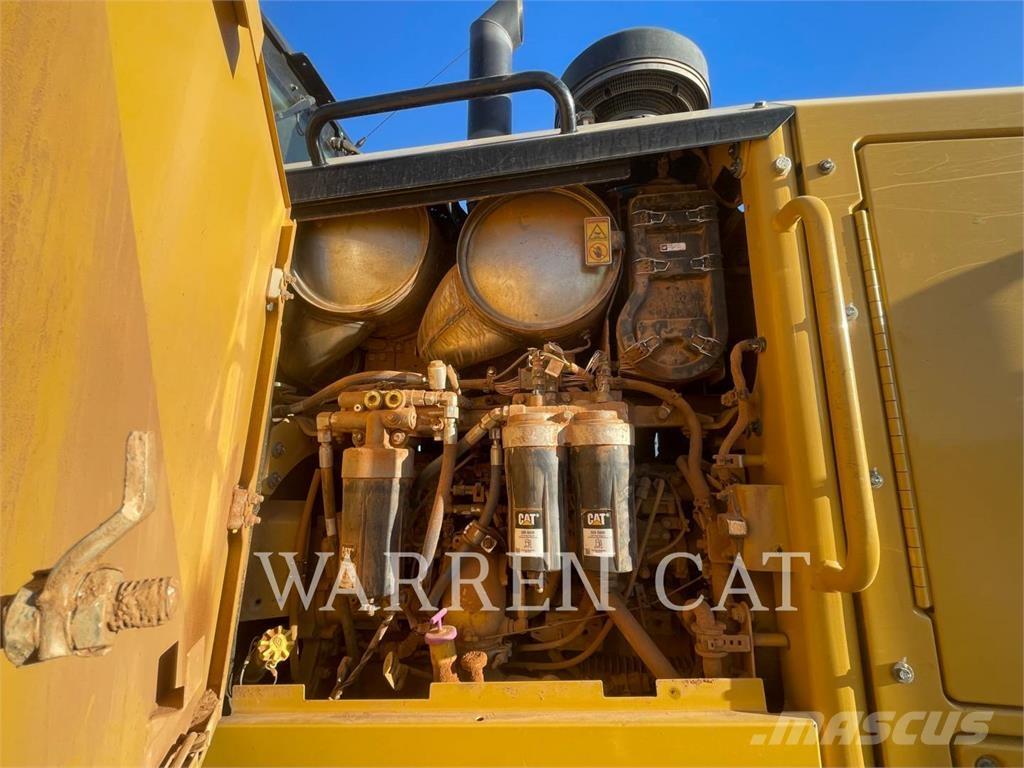 CAT 12M3 AWD Grederji