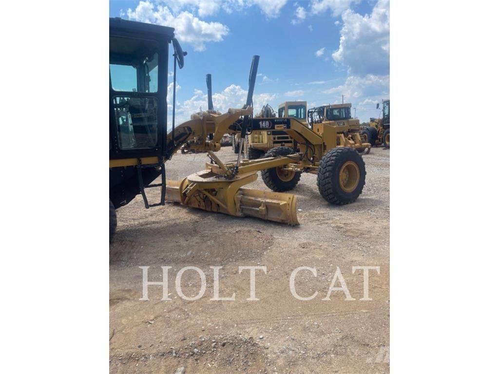 CAT 140 Grederji