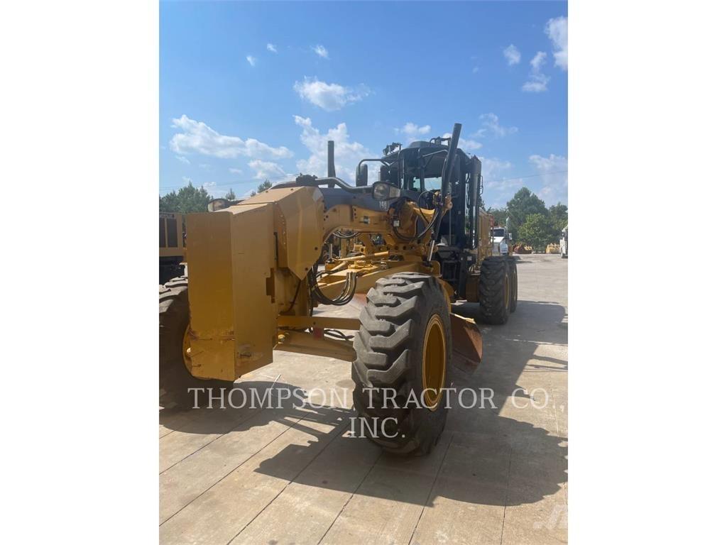 CAT 140 Grederji