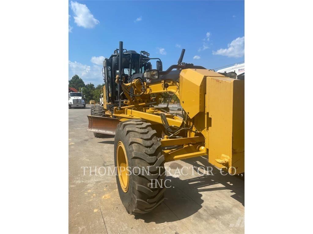 CAT 140 Grederji