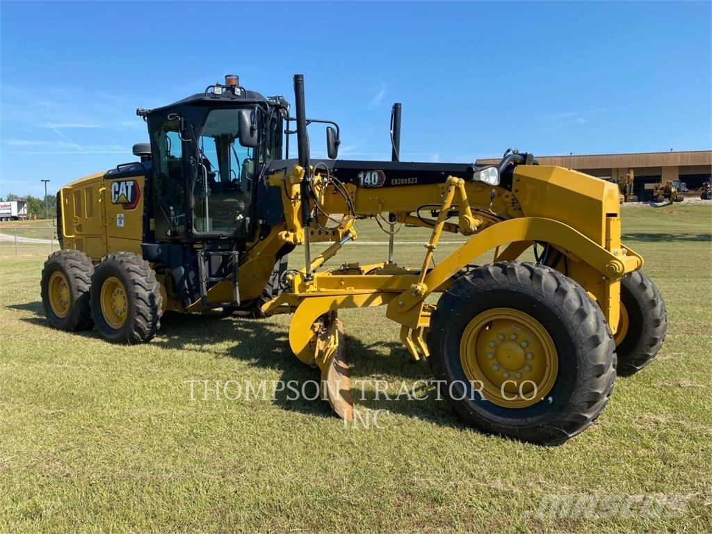 CAT 140 Grederji