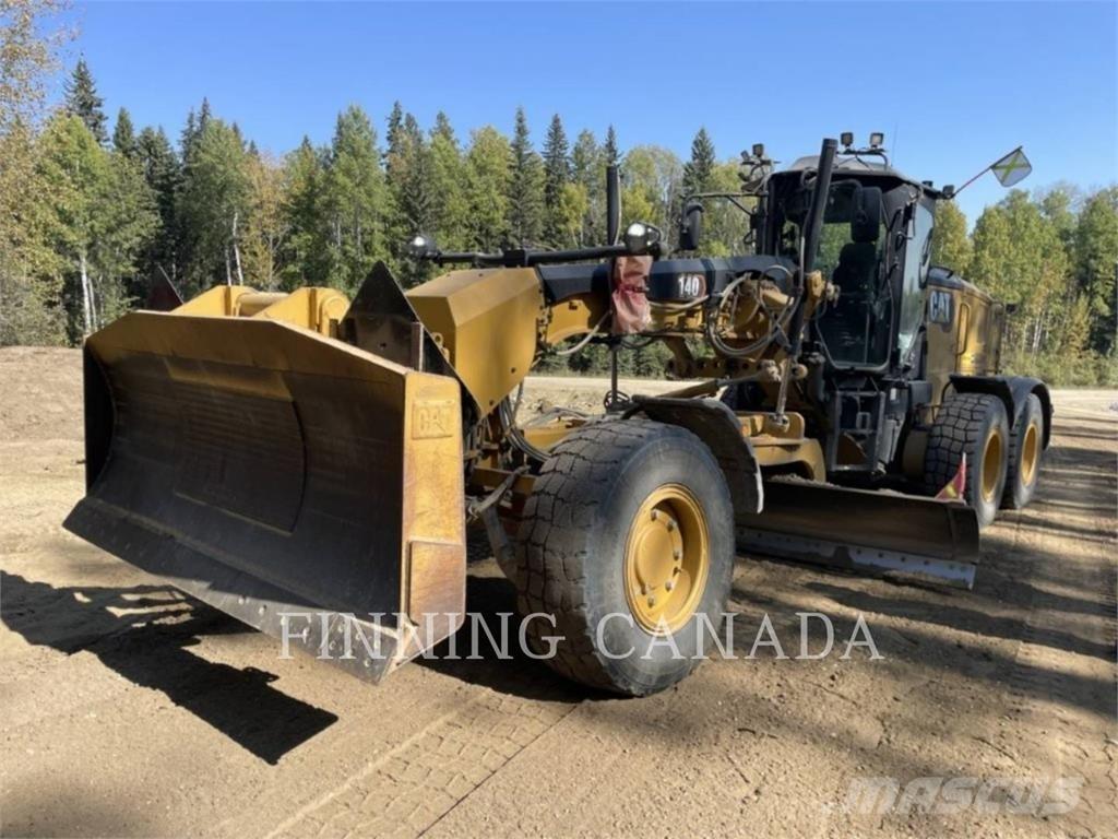 CAT 140-15 AWD Grederji