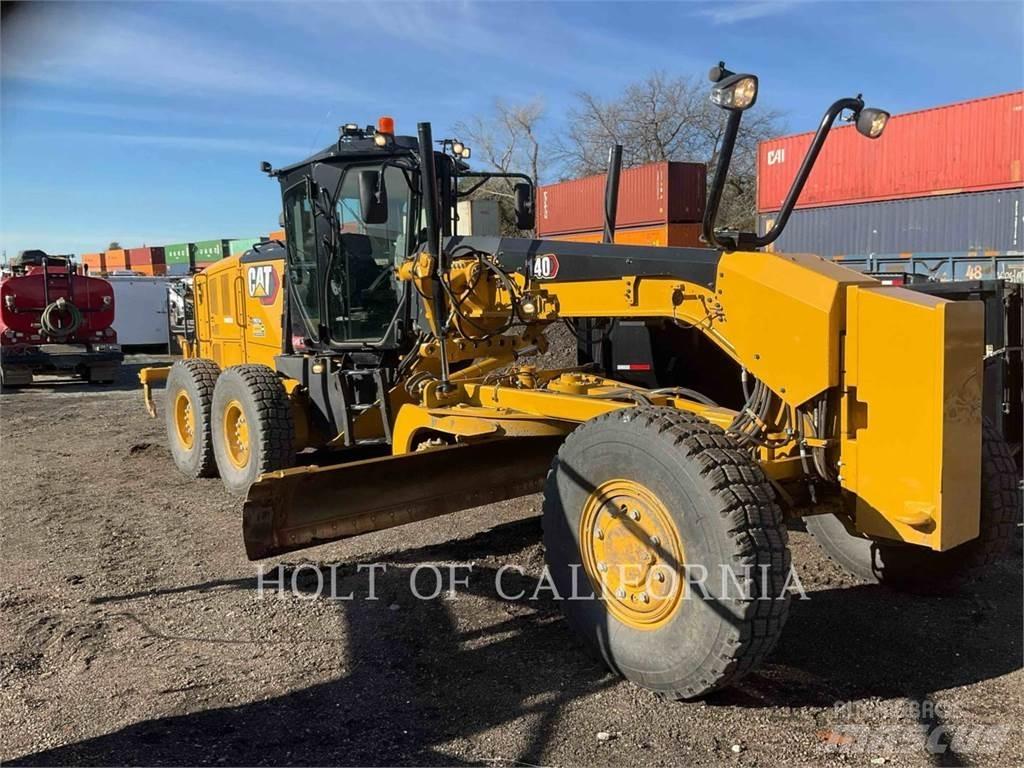 CAT 140 AWD Grederji
