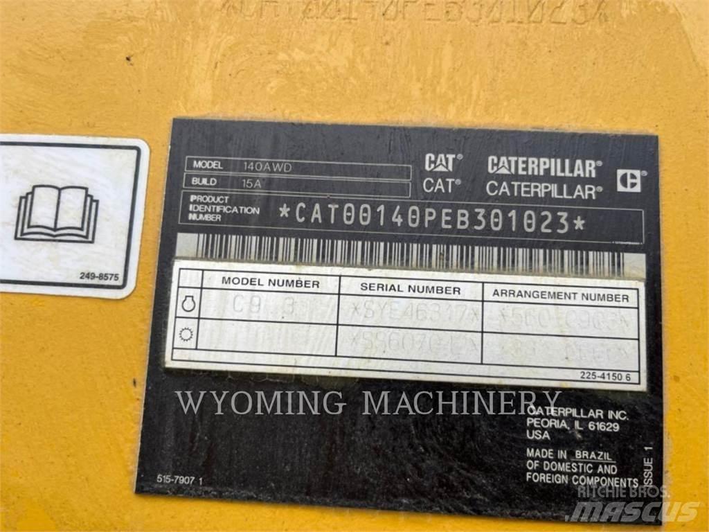 CAT 140 AWD Grederji