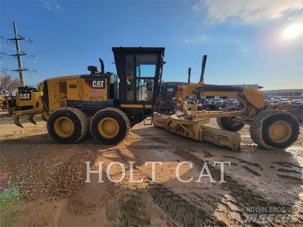 CAT 140 AWD Grederji
