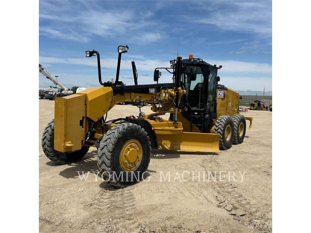 CAT 140 AWD Grederji