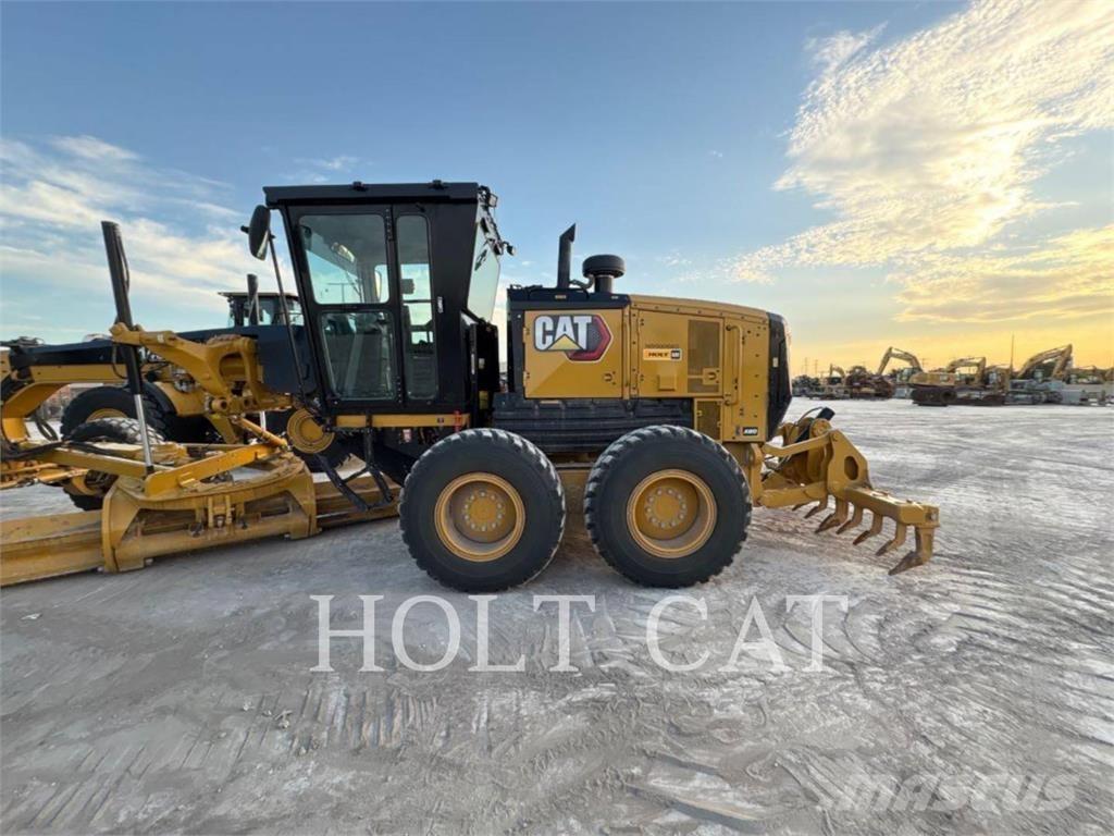 CAT 140 AWD Grederji