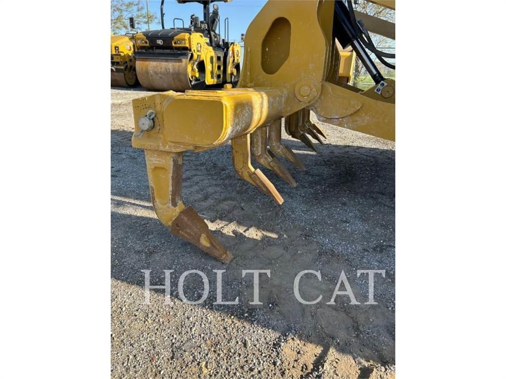 CAT 140 AWD3 Grederji