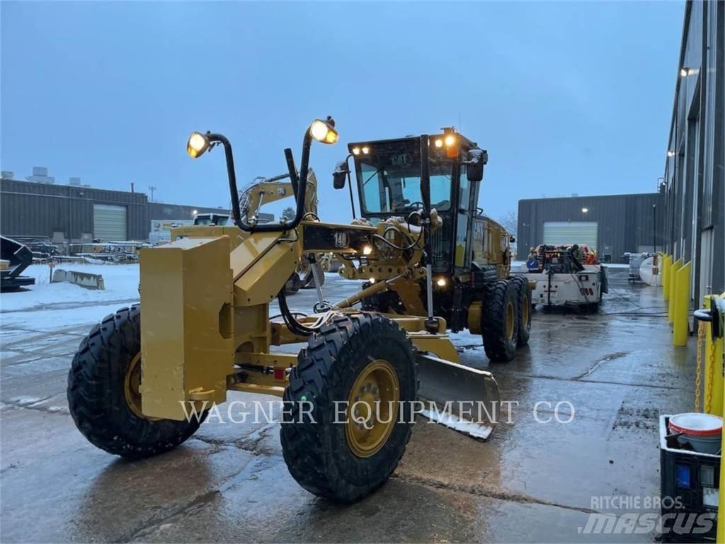 CAT 140 LVR Grederji