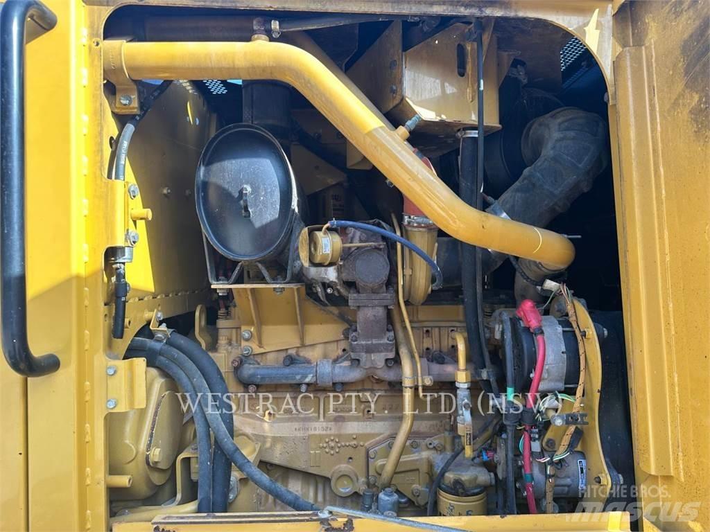 CAT 140M Grederji