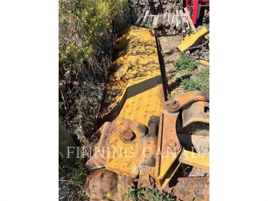 CAT 140M AWD Grederji