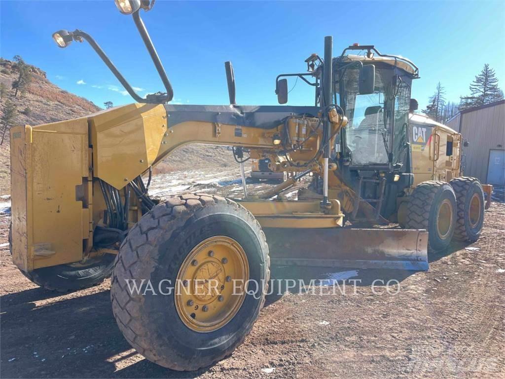 CAT 140M2 AWD Grederji