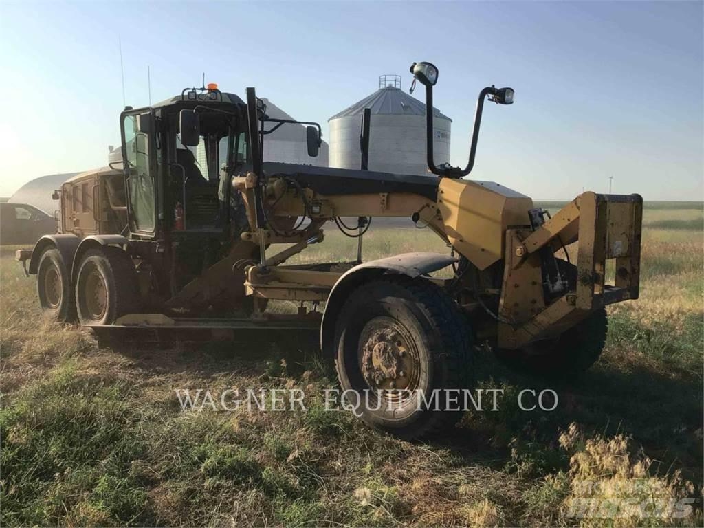CAT 140M2 AWD Grederji